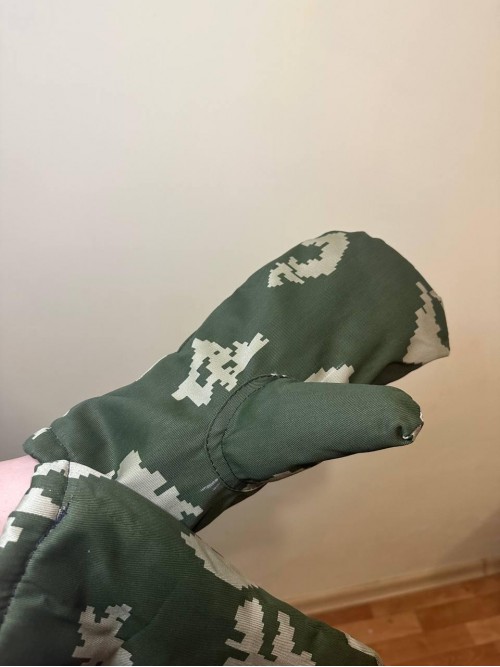 Рукавиці зимові піксель