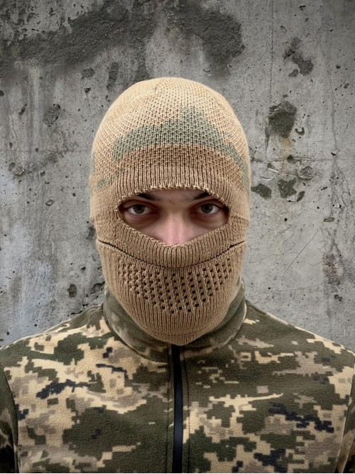 Шапка-балаклава піксель койот в'язана
