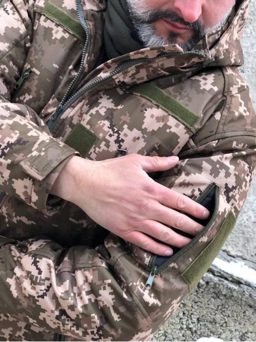 Тактична зимова куртка з капюшоном Soft Shell піксель