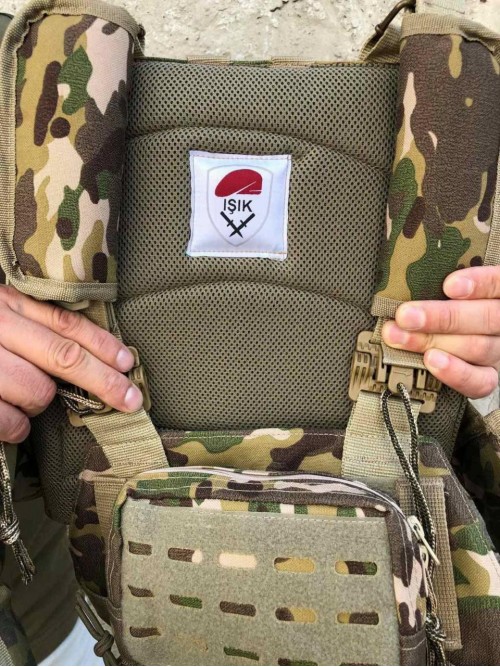 Плитоноска ISIK Мультикам з подвійним швидким скиданням на 4 точки скидання, 7 підсумків з напашником
