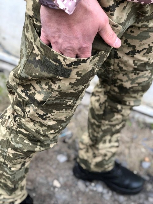 Штани тактичні ріпстоп піксель зі стяжками під коліном