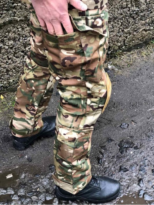 Форма тактична мультикам ріпстоп з наколінниками Форма тактична мультикам ріпстоп з наколінниками