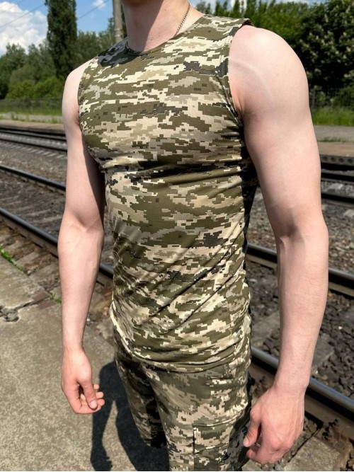 Безрукавка піксель