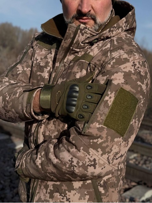 Тактична зимова куртка Soft Shell Піксель Тактична зимова куртка Soft Shell Піксель