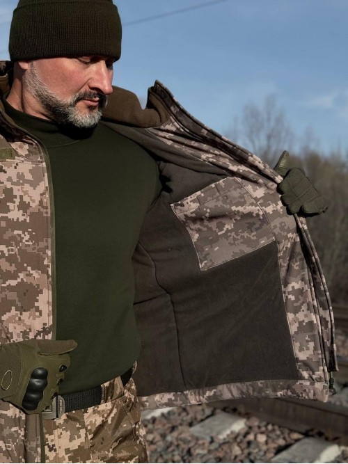 Тактична зимова куртка Soft Shell Піксель Тактична зимова куртка Soft Shell Піксель